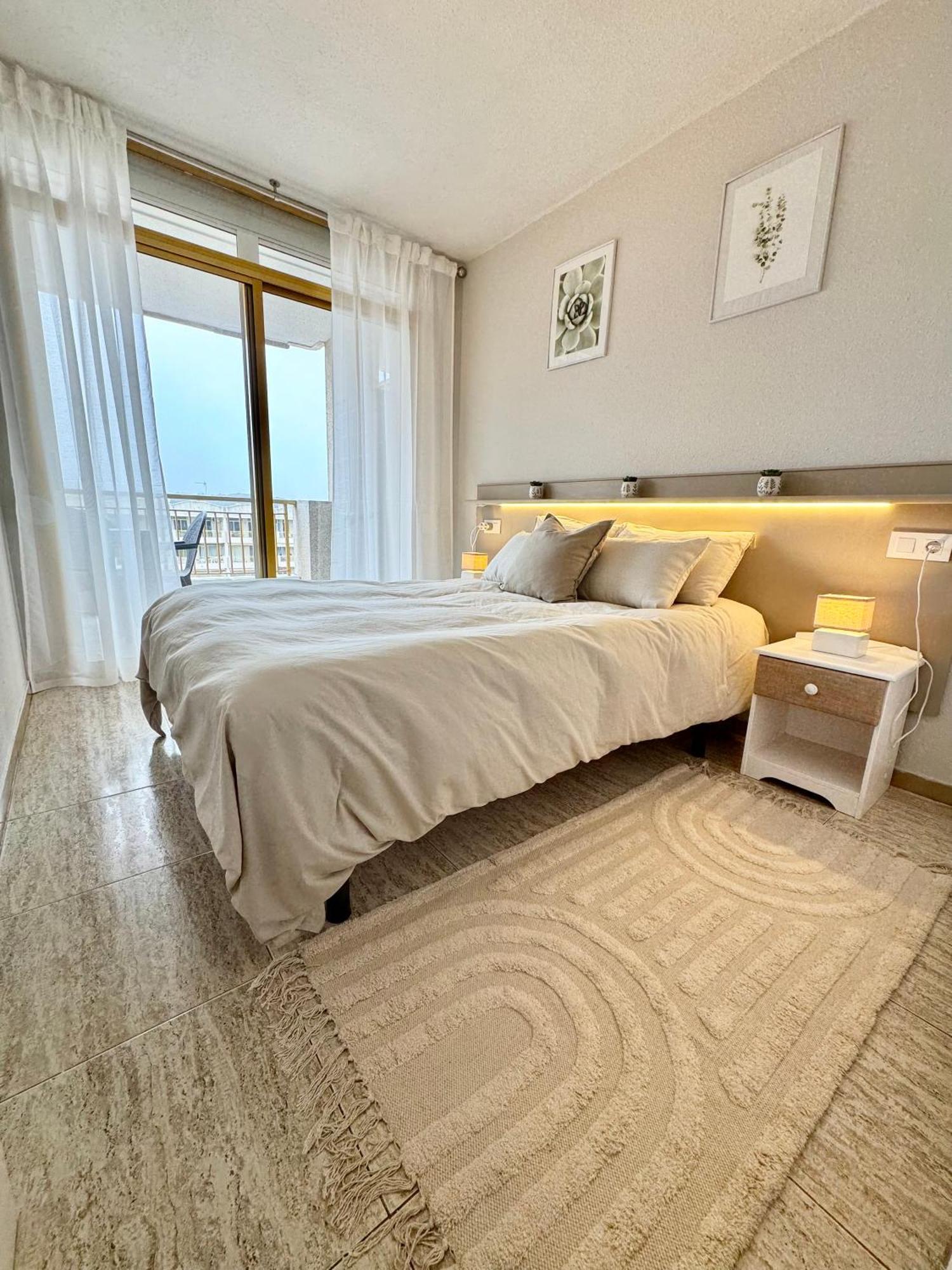 Completo Junto A La Playa Appartement